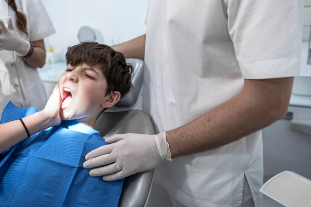 Best Dentist for Tooth Abscess  in Emporia, KS